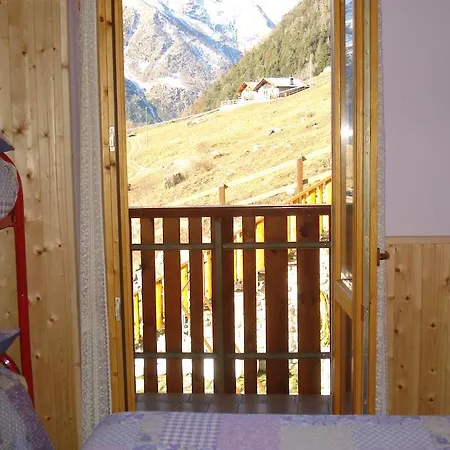Rifugio Alpe Ponte Chiesa in Valmalenco