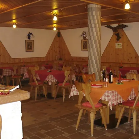 Chalet Rifugio Alpe Ponte Chiesa in Valmalenco